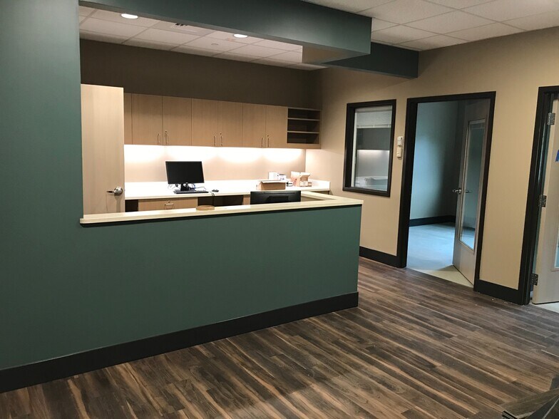More Photos Of 1633 Us-202, Pomona Storefront Retail Office For Lease