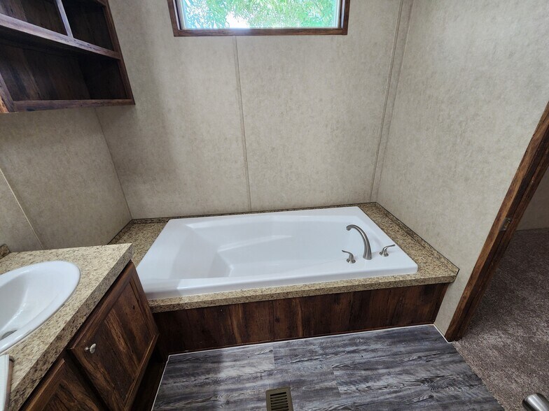 More Photos Of 23927 Alanwood Dr, San Antonio Manufactured Housing Mobile Home Park For Sale