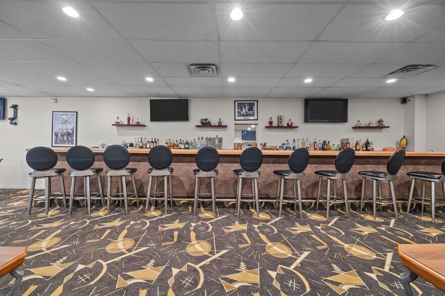 More Photos Of 209 Shewell Ave, Doylestown Restaurant For Sale