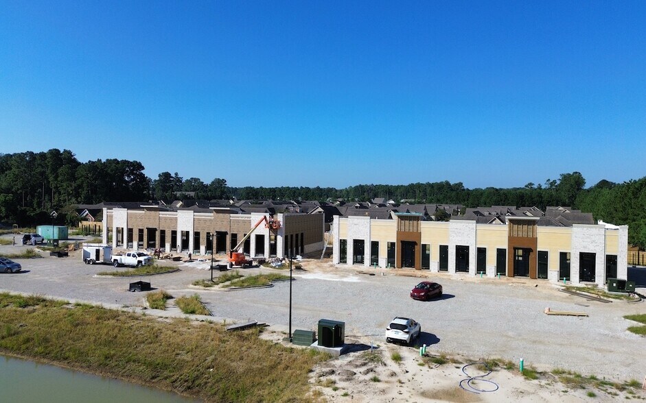 More Photos Of 1135 Saint James Ave, Summerville Storefront Retail Office For Lease