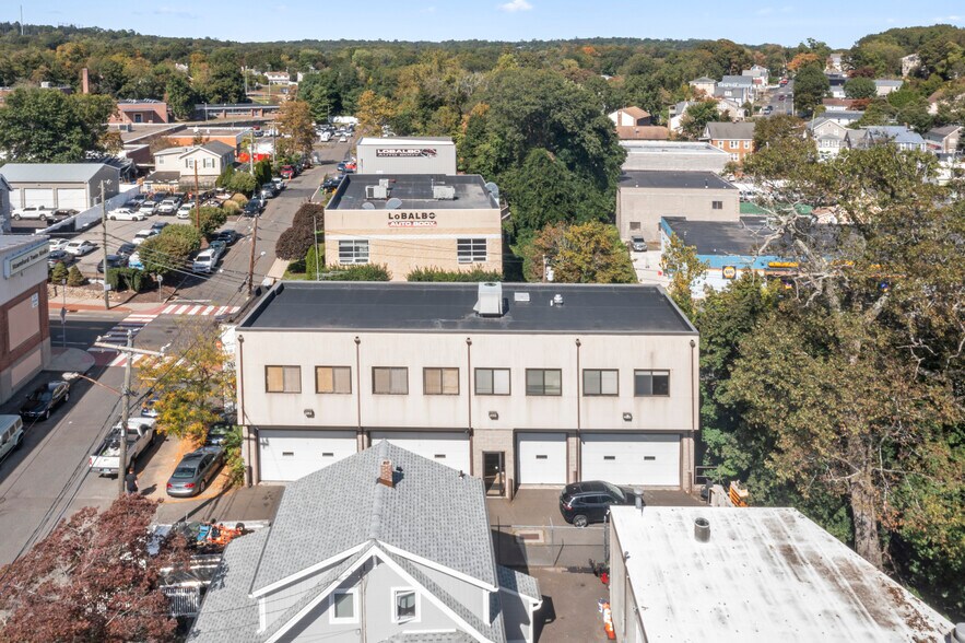 More Photos Of 23 Ryan St, Stamford Flex For Sale