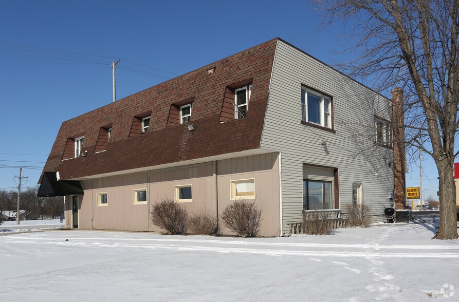 More Photos Of 2900 DeKalb Ave, Sycamore Office For Sale