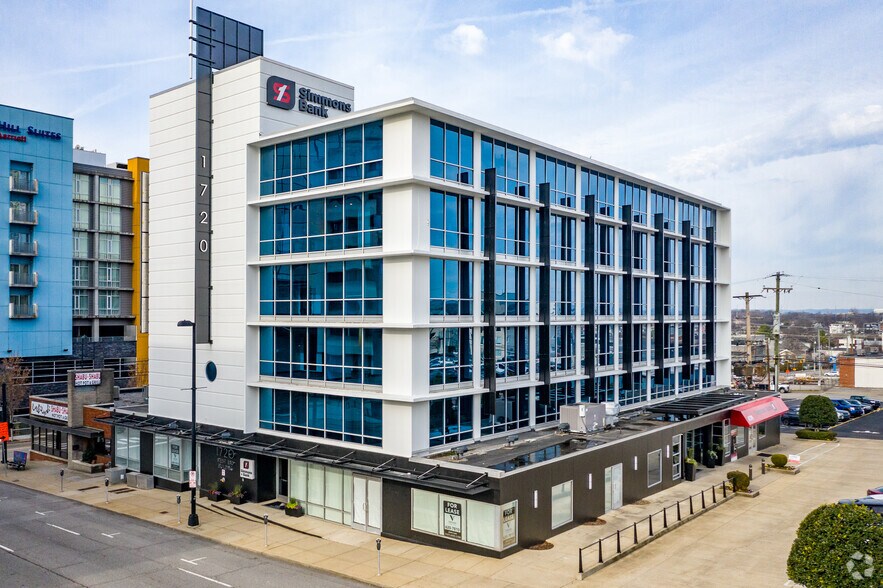 More Photos Of 1720 W End Ave, Nashville Office For Lease