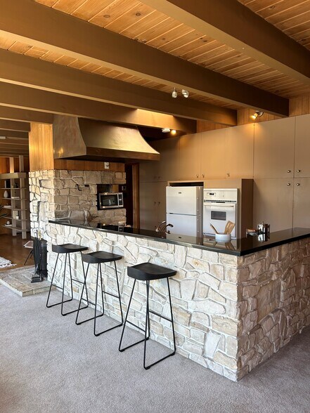 More Photos Of 6506-6508 Lucas Ave, Oakland Apartments For Sale