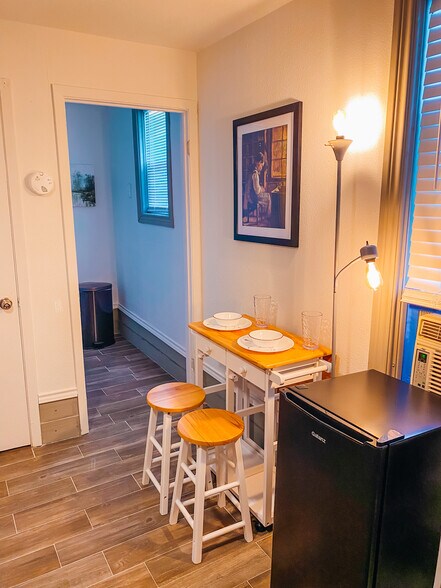 More Photos Of 319 W Main St, Bishop Multifamily For Sale