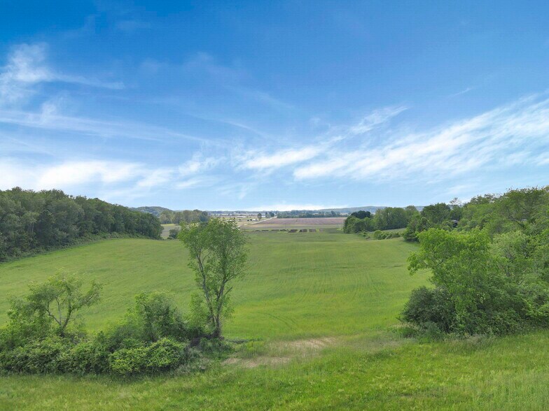 More Photos Of 11559 Somerset rd, Thornville Land For Sale