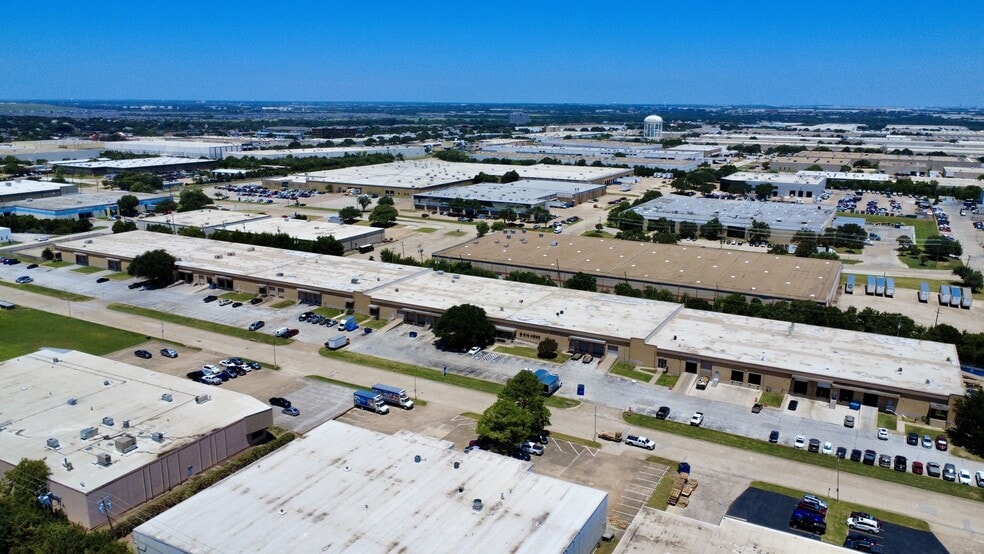 Primary Photo Of 901-941 Avenue N, Grand Prairie Industrial For Sale