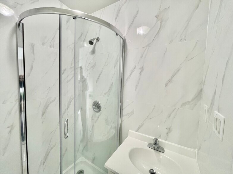 More Photos Of 150-30 12th Ave, Whitestone Apartments For Sale