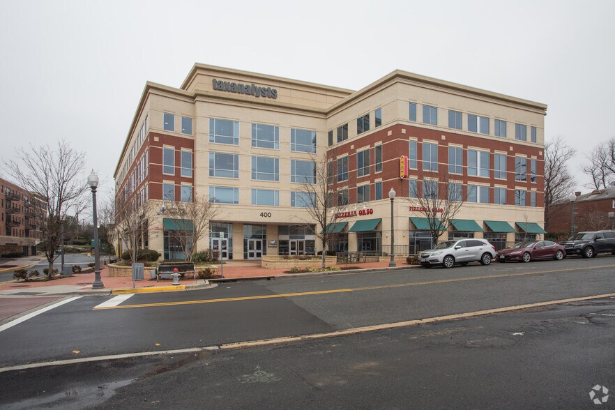 More Photos Of 400 S Maple Ave, Falls Church Office For Lease