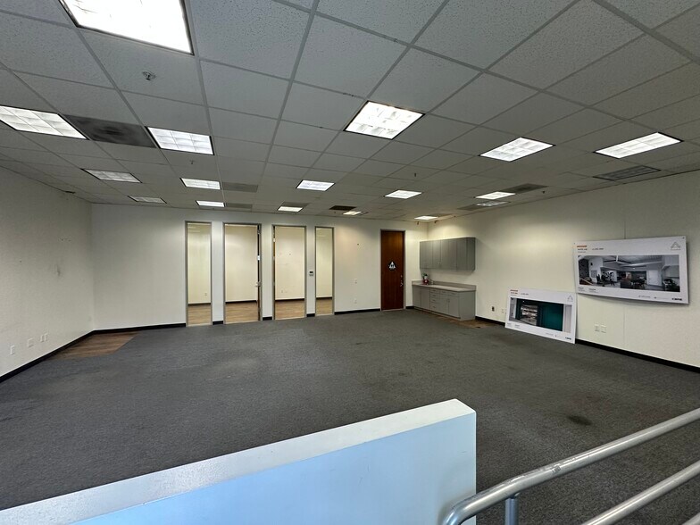 More Photos Of 5200 Lankershim Blvd, North Hollywood Loft Creative Space For Lease