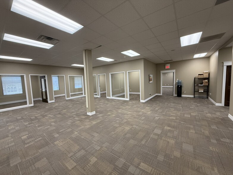 More Photos Of 60 Main St, Hamburg Office For Lease