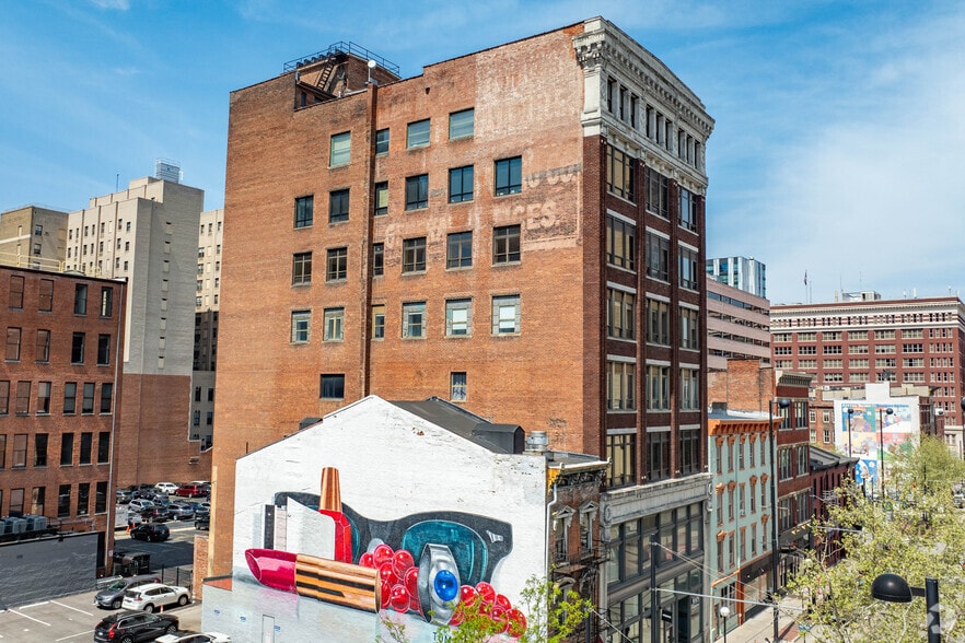 More Photos Of 817 Main St, Cincinnati Office Residential For Sale