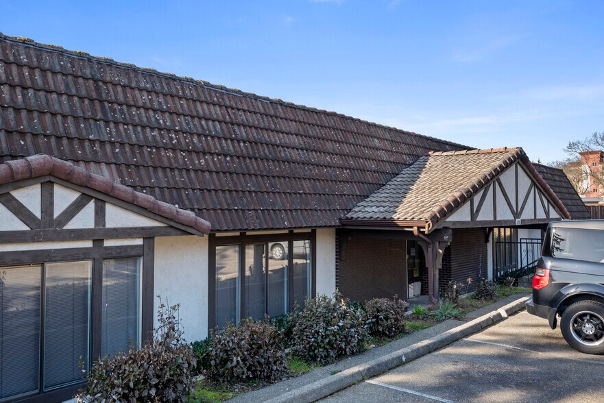 More Photos Of 13500 Lake City NE way, Seattle Land For Sale