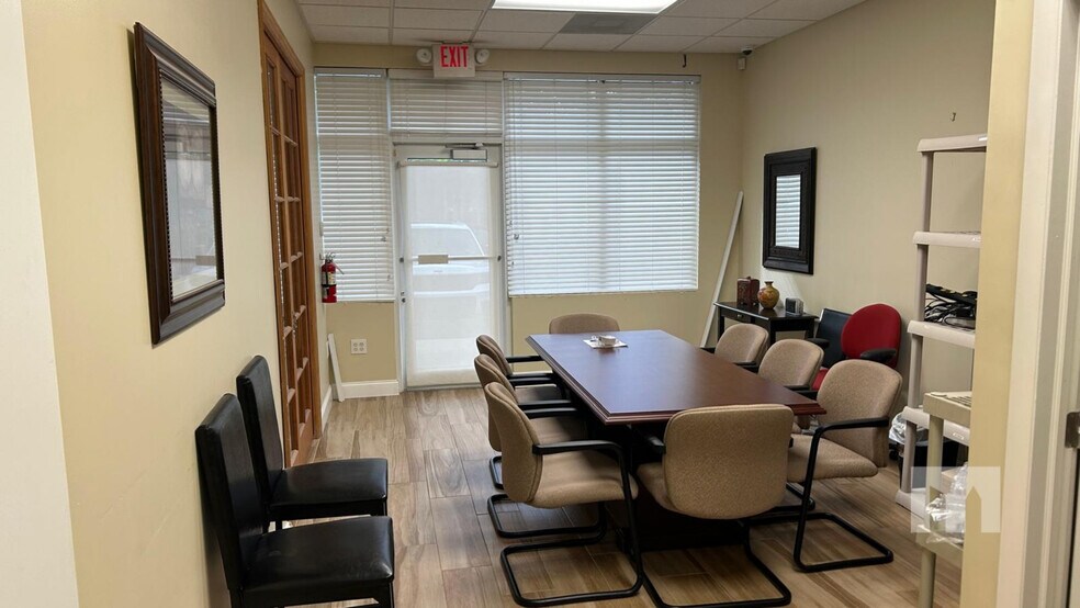 More Photos Of 9710 Stirling Rd, Cooper City Office For Sale