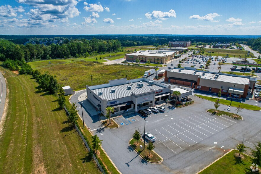 More Photos Of 7466 Blackmon Rd, Columbus Storefront Retail Office For Sale