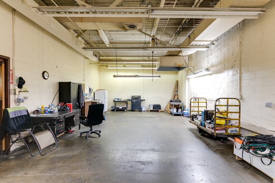More Photos Of 3405 Commerce Rd, Richmond Warehouse For Sale