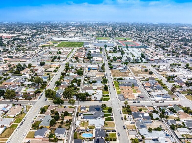 More Photos Of 12940 13th St, Chino Office For Sale
