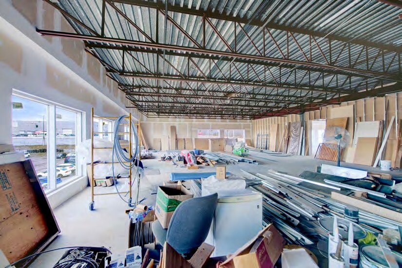 More Photos Of 200 Rue Commerciale, Donnacona Office For Lease