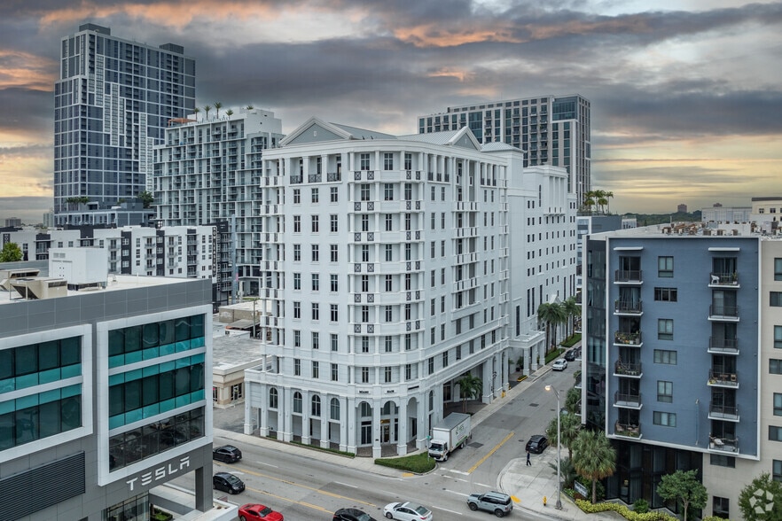 Primary Photo Of 3850 Bird Rd, Miami Office For Lease