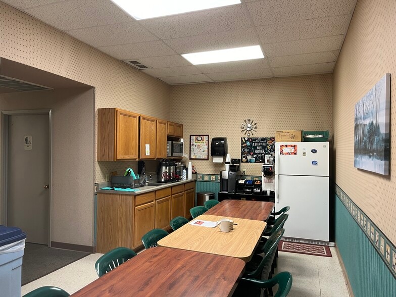 More Photos Of 1739 Citadell Plz, San Antonio Office For Sale