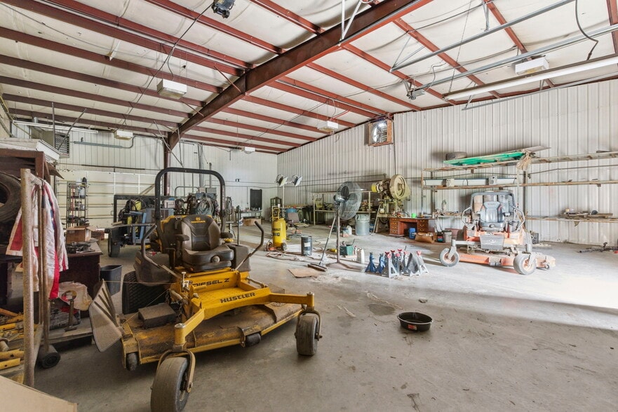 More Photos Of 790 10th st, Cassville Industrial For Sale