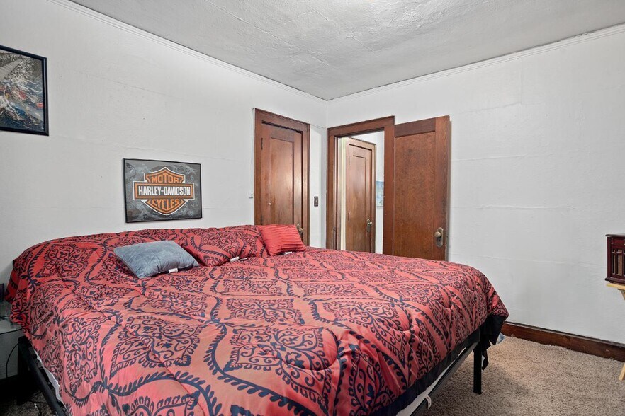 More Photos Of 2 University Ave W, Minot Apartments For Sale