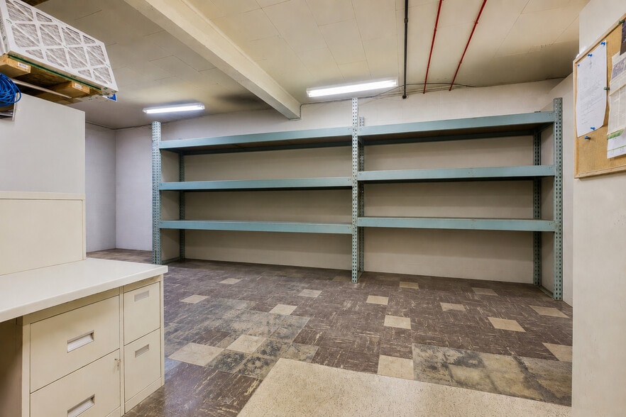 More Photos Of 20825 Plymouth Rd, Detroit Medical For Sale