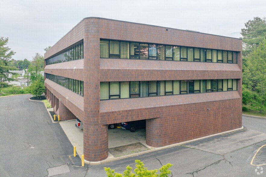 More Photos Of 141 Parker St, Maynard Office For Lease