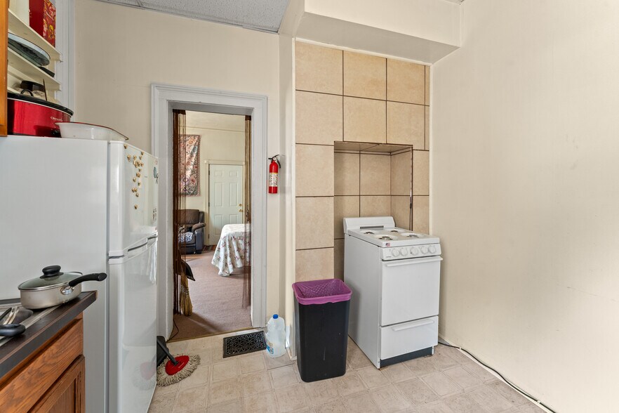 More Photos Of 158 Chapin St, Binghamton Apartments For Sale