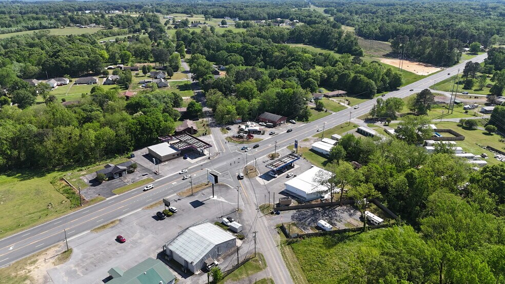 More Photos Of 8253 AL Highway 69, Arab General Retail For Sale