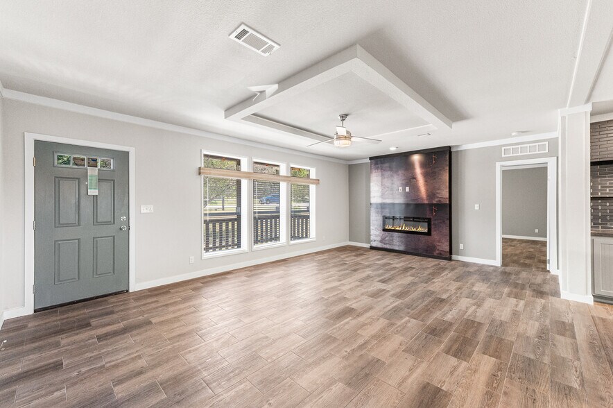 More Photos Of 9130 Rebecca Creek Rd, Spring Branch Specialty For Sale