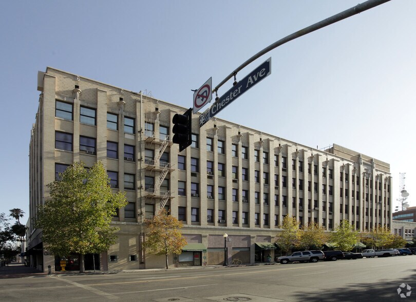 More Photos Of 1706 Chester Ave, Bakersfield Loft Creative Space For Lease