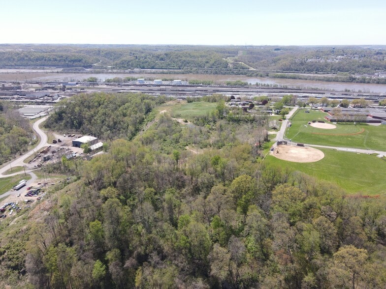 More Photos Of 0 1st Ave, Freedom Land For Sale