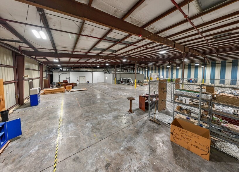 More Photos Of 2107 Black Creek Rd SE, Wilson Warehouse For Lease
