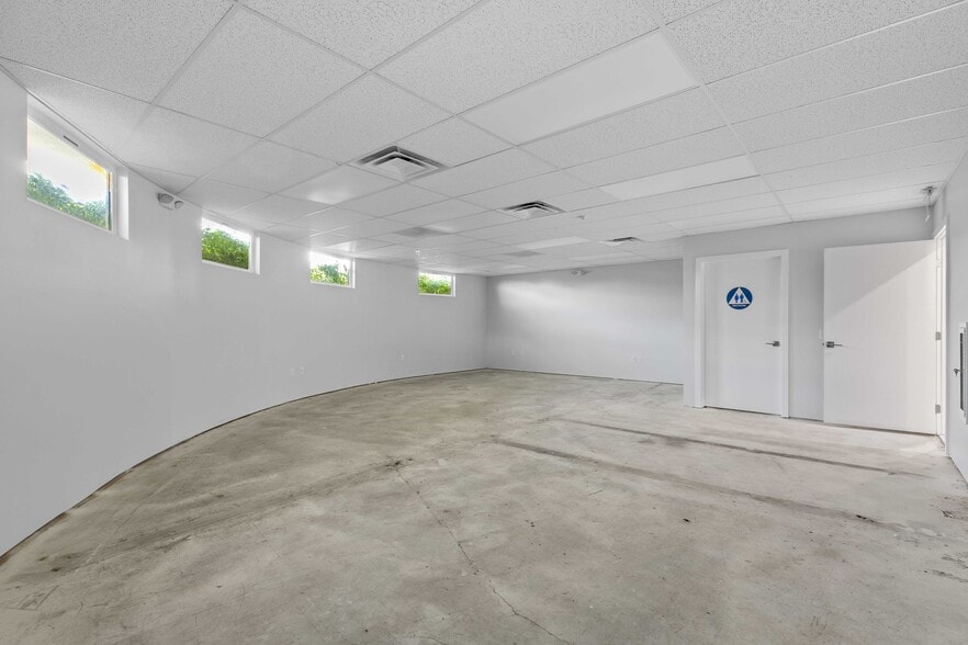 More Photos Of 111 S Garfield Ave, Montebello Medical For Lease