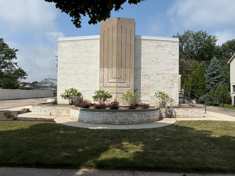 More Photos Of 2730 Edsel St, Trenton Religious Facility For Sale