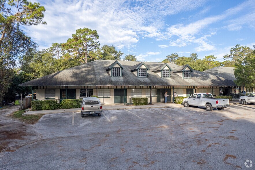 More Photos Of 14100 N Highway 19, Salt Springs Storefront Retail Office For Lease