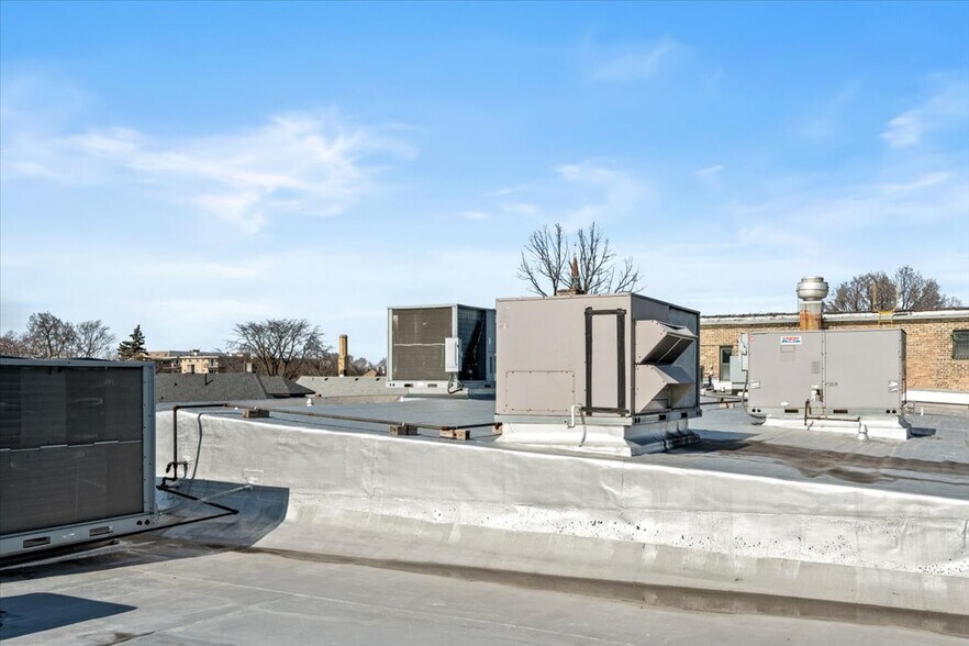 More Photos Of 7321 Madison St, Forest Park Restaurant For Sale