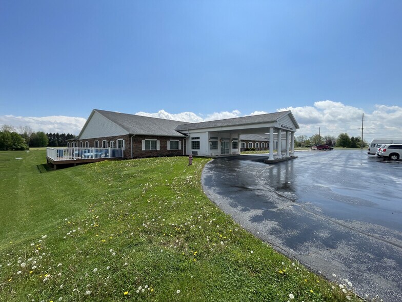 More Photos Of 1069 Klotz Rd, Bowling Green Medical For Sale