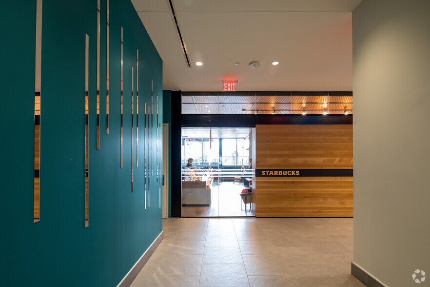 More Photos Of 1175 Peachtree St NE, Atlanta Office For Lease