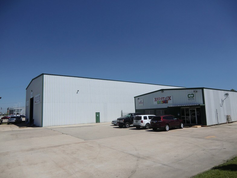 More Photos Of 11997 Airline Hwy, Baton Rouge Warehouse For Lease