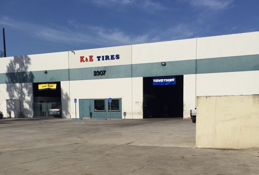 More Photos Of 2307 N Loma Ave, South El Monte Warehouse For Lease