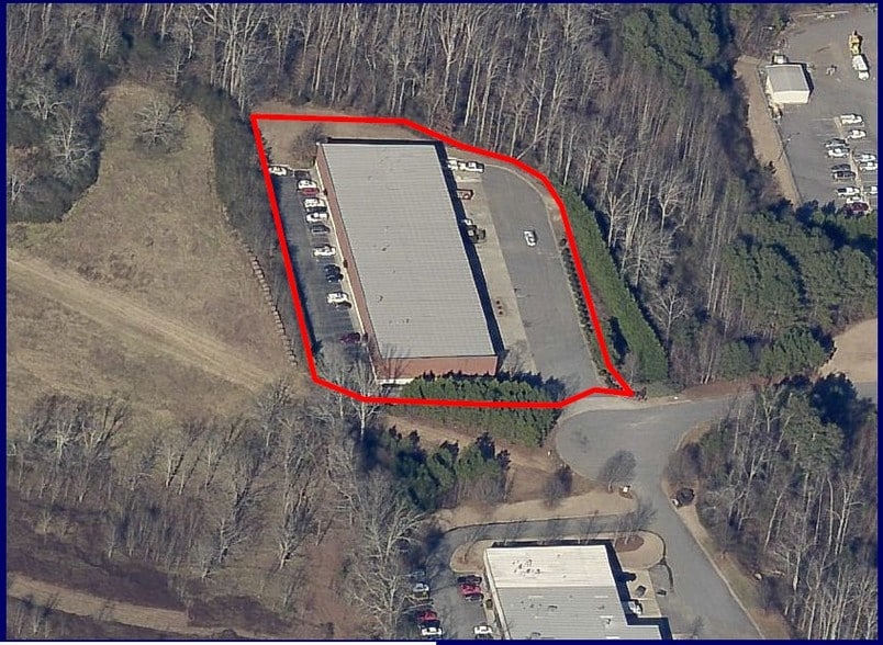 More Photos Of 1550 Oak Industrial Ln, Cumming Warehouse For Lease