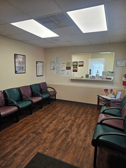 More Photos Of 825 Majestic Ct, Gastonia Medical For Lease