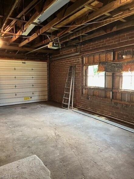 More Photos Of 10143 State Route 9, Hanoverton Light Manufacturing For Sale