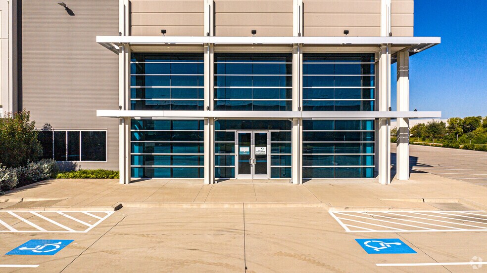 More Photos Of 3535 N Houston School Rd, Lancaster Industrial For Sale