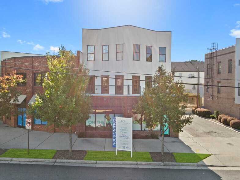 Primary Photo Of 2030 Main St NW, Atlanta Apartments For Lease