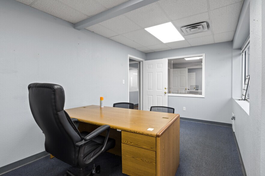 More Photos Of 2300 W Ferguson Rd, Mount Pleasant Freestanding For Lease