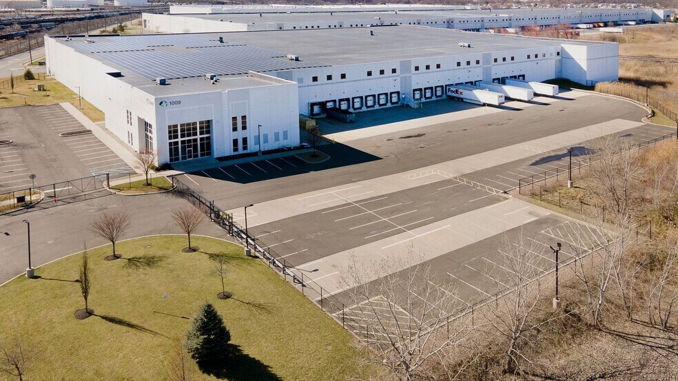 More Photos Of 1119 W Middlesex Ave, Port Reading Unknown For Lease