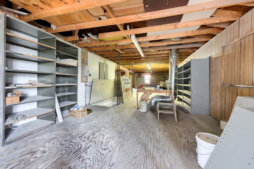 More Photos Of 1475 Carlisle Rd, York General Retail For Sale